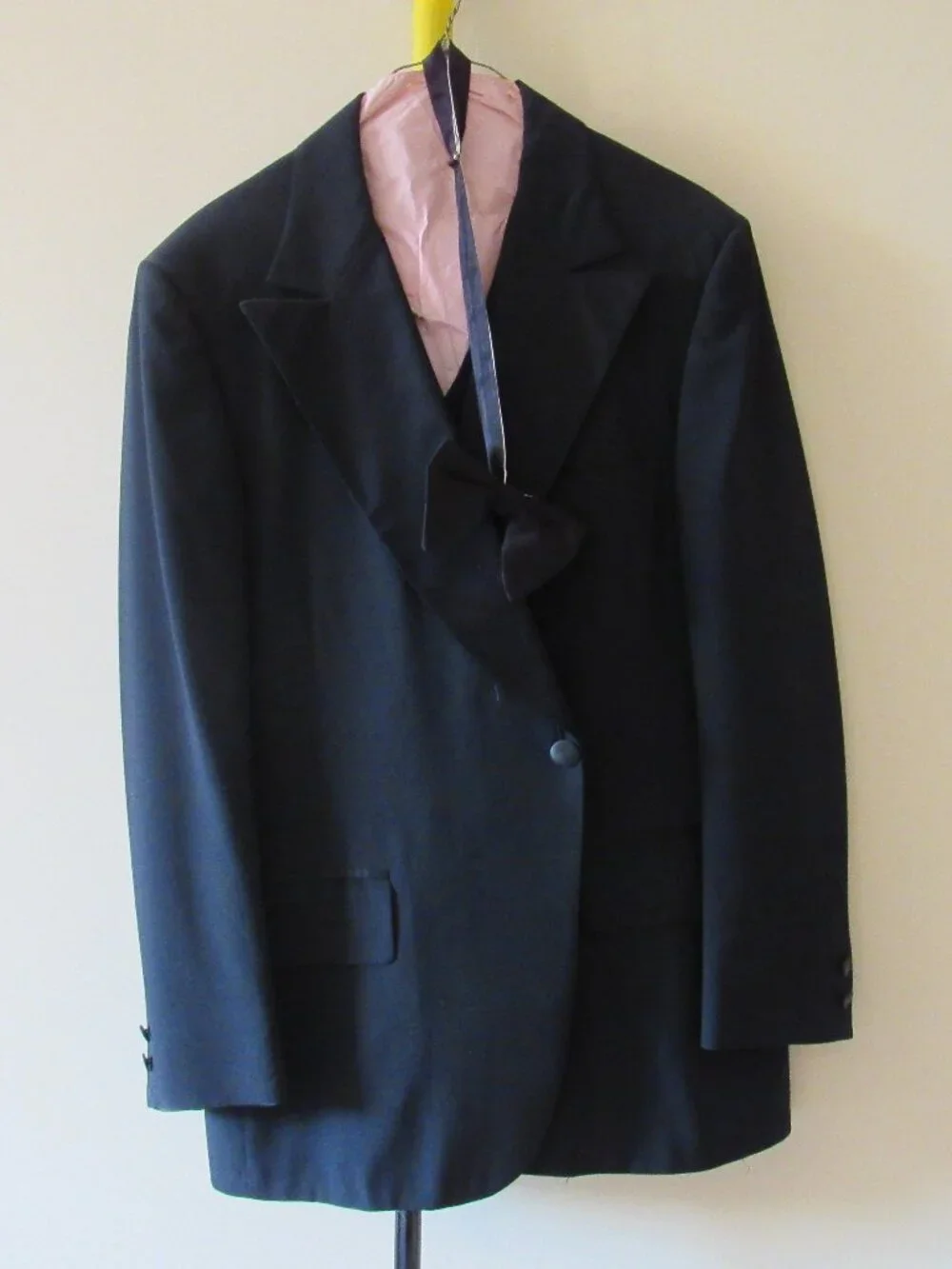 Men's Black Tuxedo, Size 48 reg